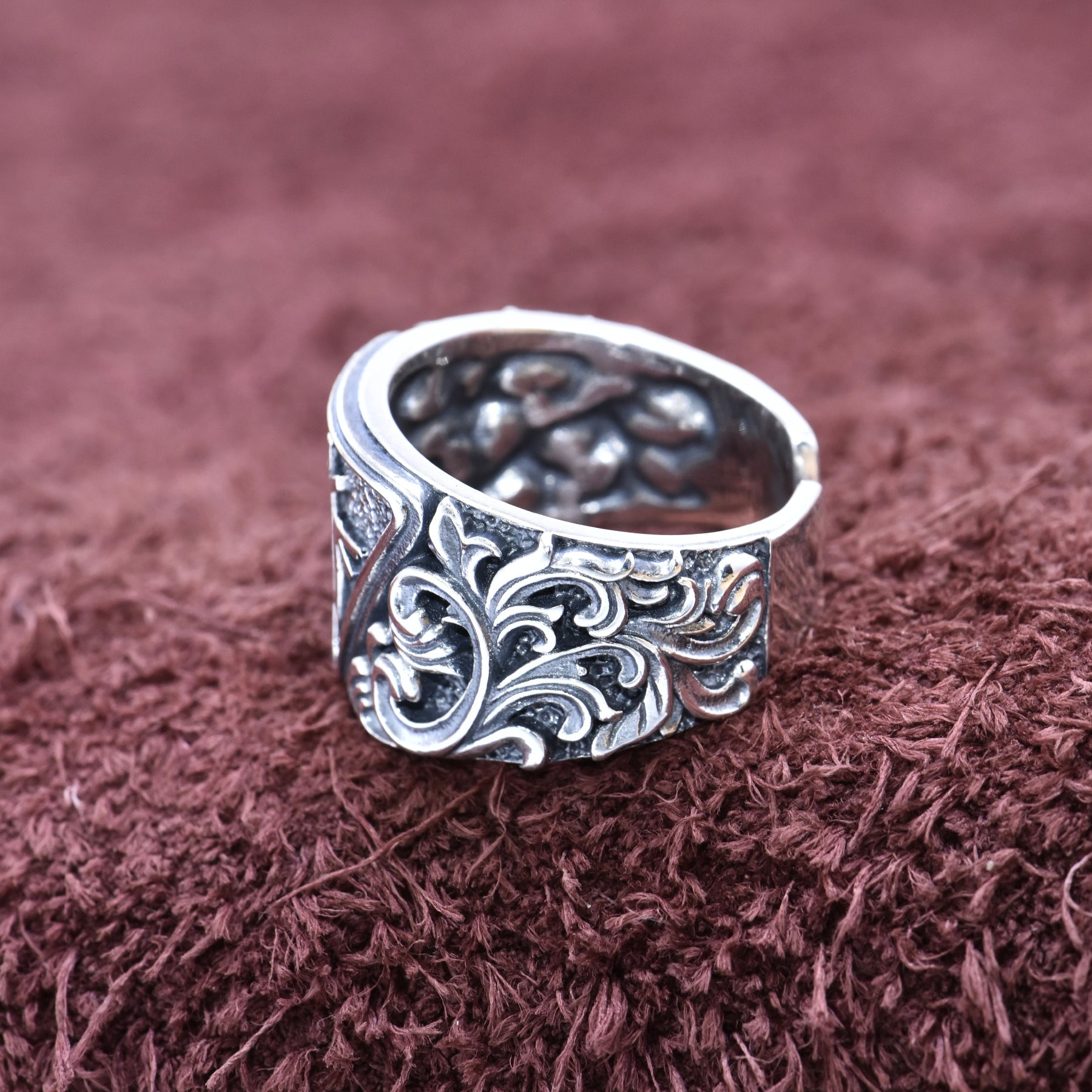 "Elegant Men's Silver Ring with Ornaments, highlighting detailed craftsmanship