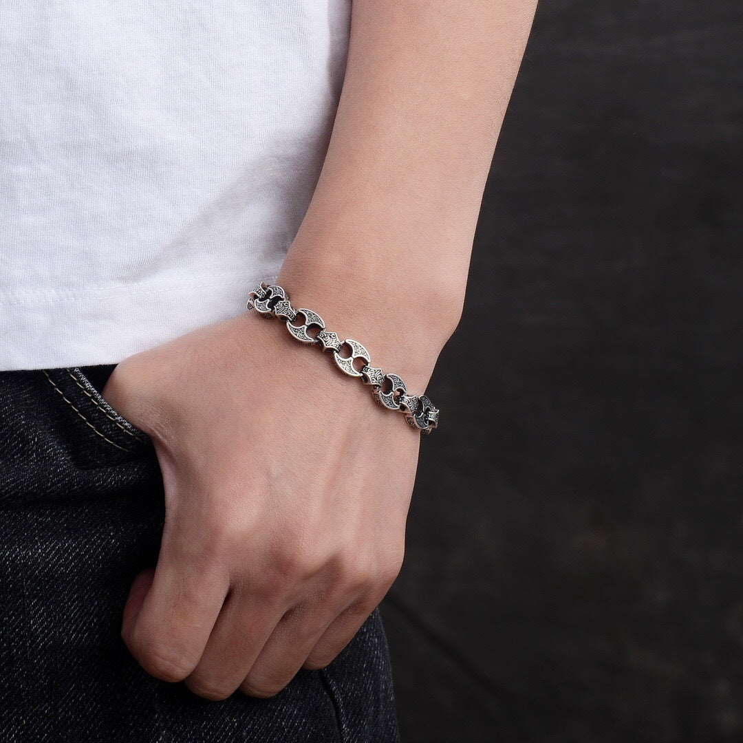"Hip Hop Design Silver Bracelet Detail"