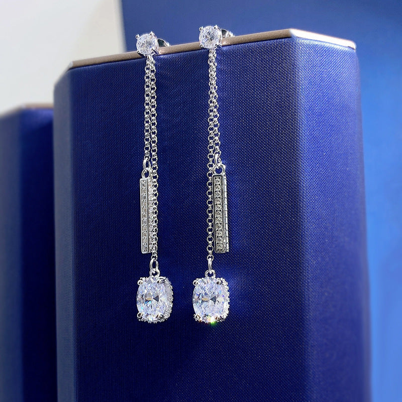 Women's Fashion Oval White Diamond Artificial Earrings