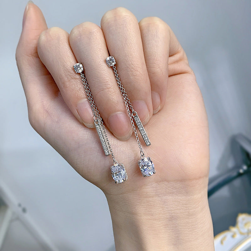 Women's Fashion Oval White Diamond Artificial Earrings