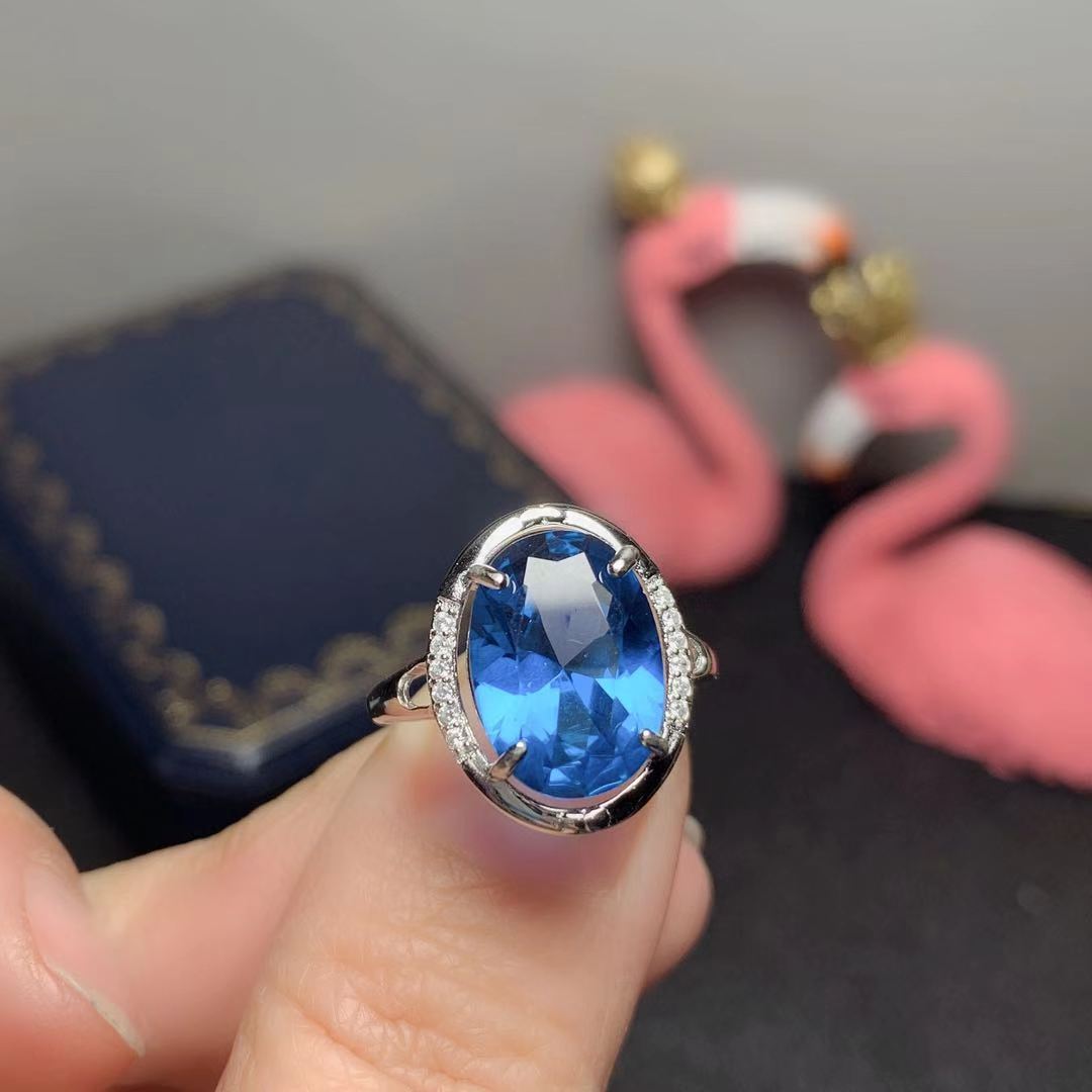 Elegant London Blue Topaz ring